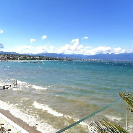 Tra Cielo E Lago - Gerale H&B Desenzano del Garda Exterior photo