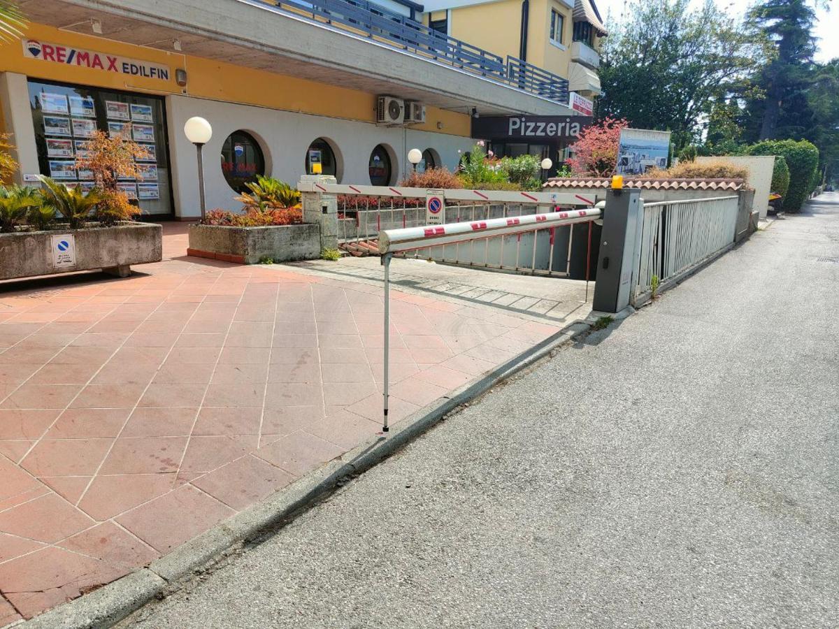 Tra Cielo E Lago - Gerale H&B Desenzano del Garda Exterior photo